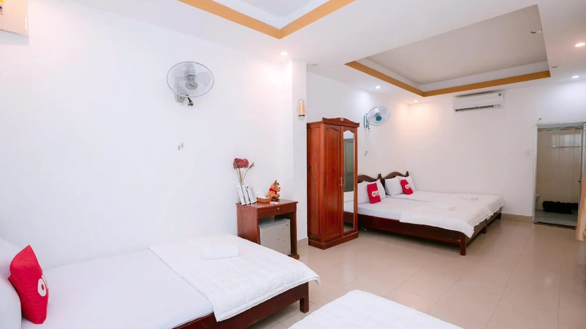 Hong Hanh Hotel Vietnam